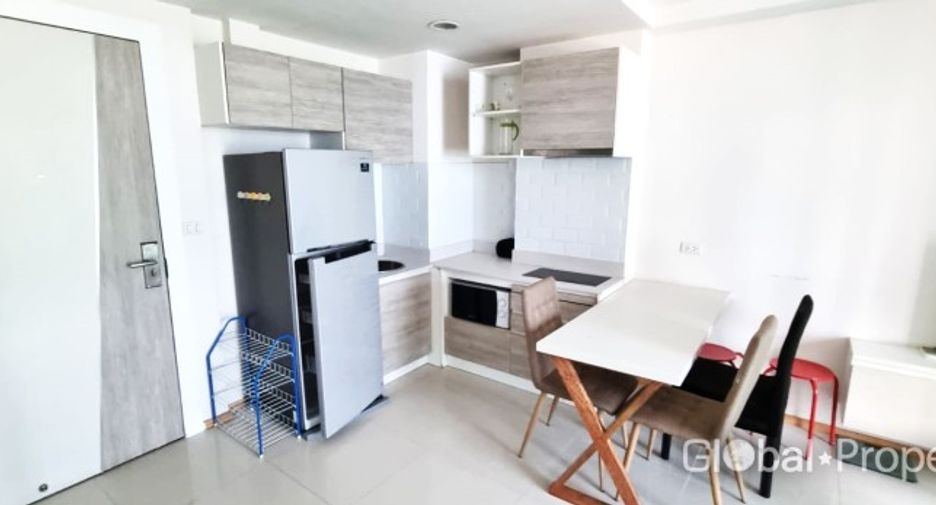 For sale 2 bedrooms condo in Jomtien, Pattaya