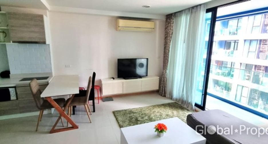For sale 2 bedrooms condo in Jomtien, Pattaya
