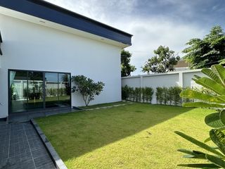 Haus zum Kauf mit 3 Zimmer in Bang Lamung, Chonburi