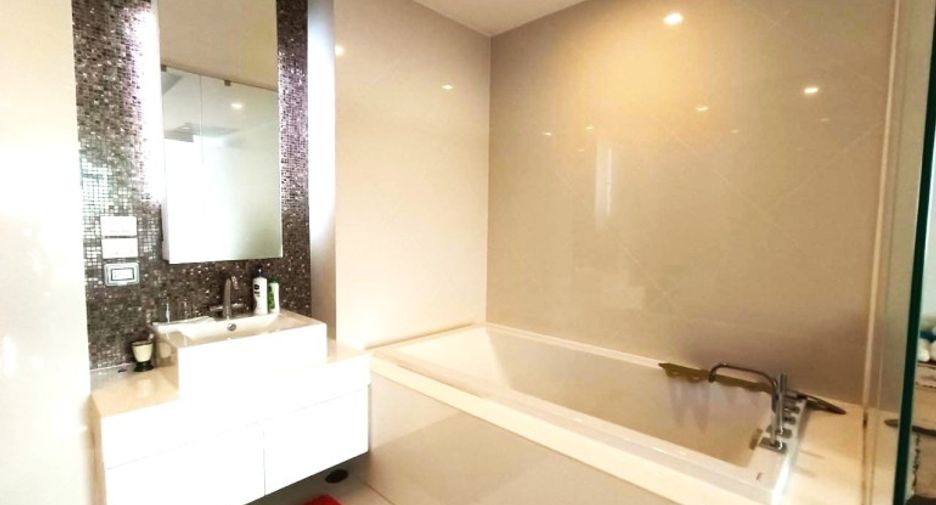 À vendre 3 chambres condo à North Pattaya, Pattaya