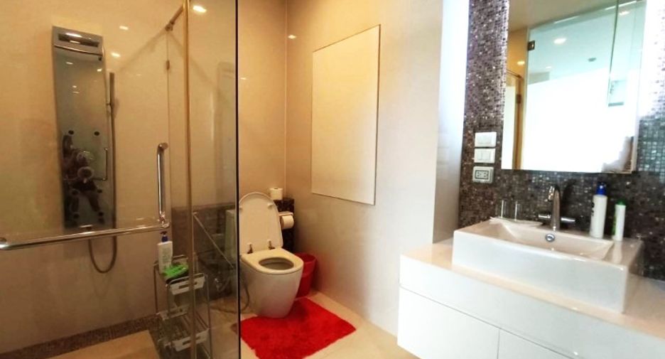 À vendre 3 chambres condo à North Pattaya, Pattaya