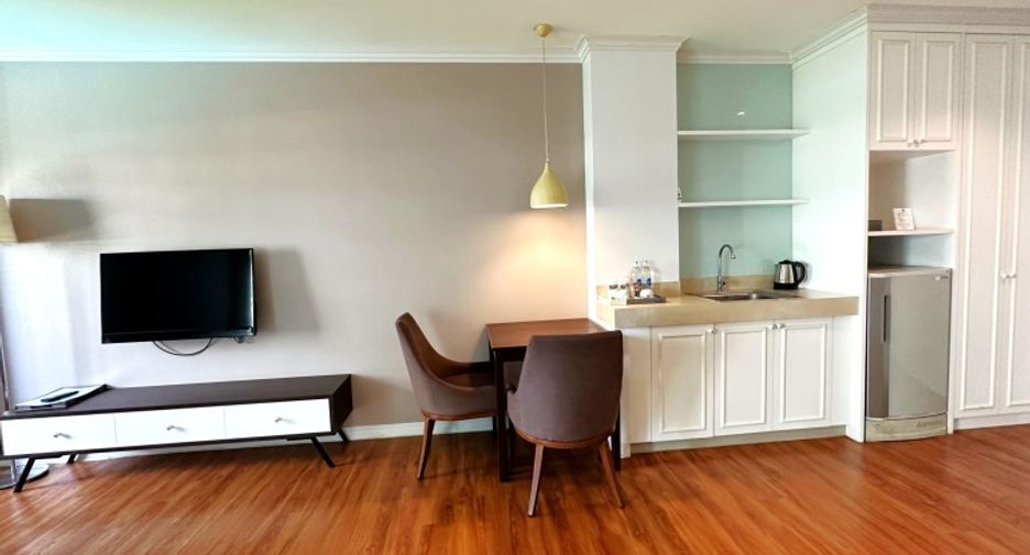 For sale hotel in Pratumnak, Pattaya