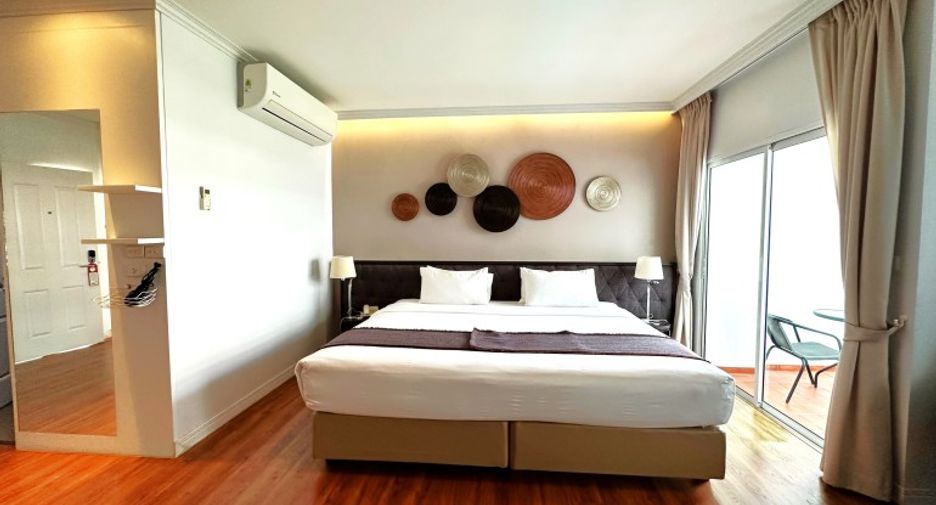 For sale hotel in Pratumnak, Pattaya