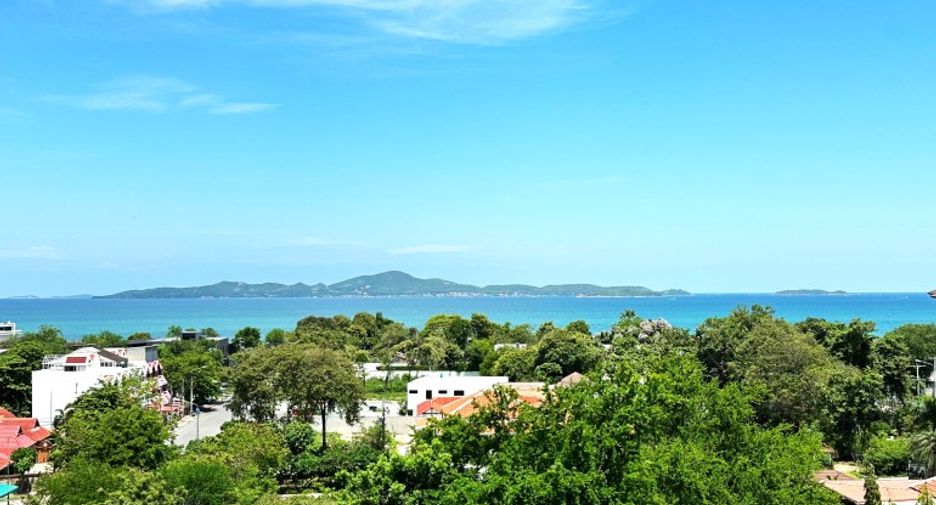 For sale hotel in Pratumnak, Pattaya
