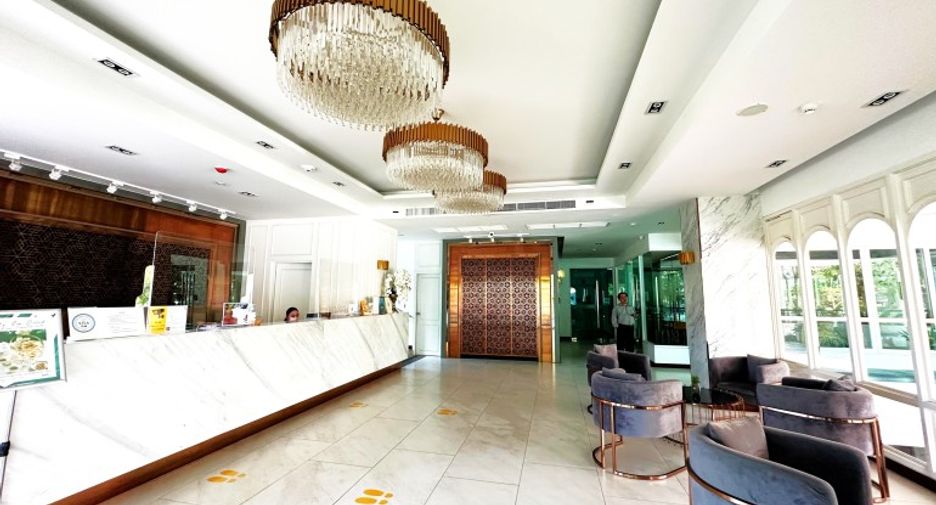For sale hotel in Pratumnak, Pattaya