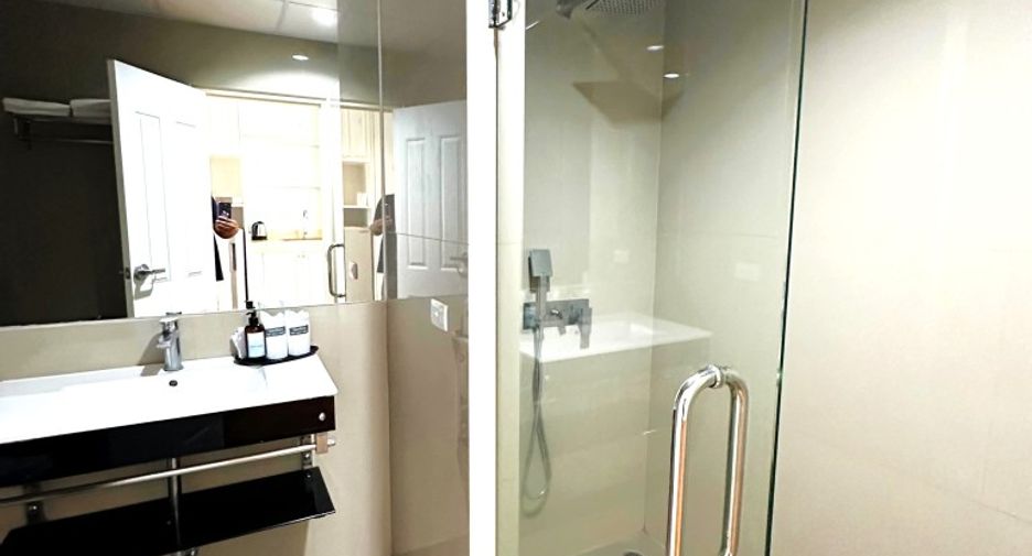 For sale hotel in Pratumnak, Pattaya