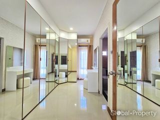 For sale 3 bedrooms house in Bang Lamung, Chonburi