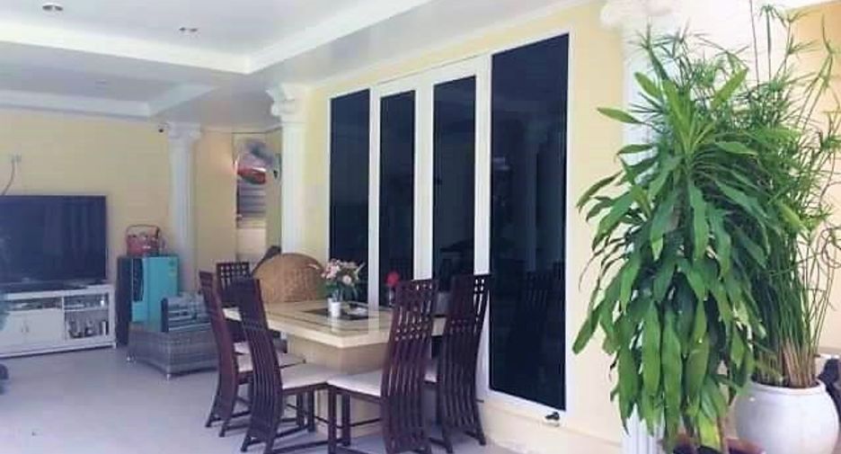 For sale 3 bedrooms house in East Pattaya, Pattaya