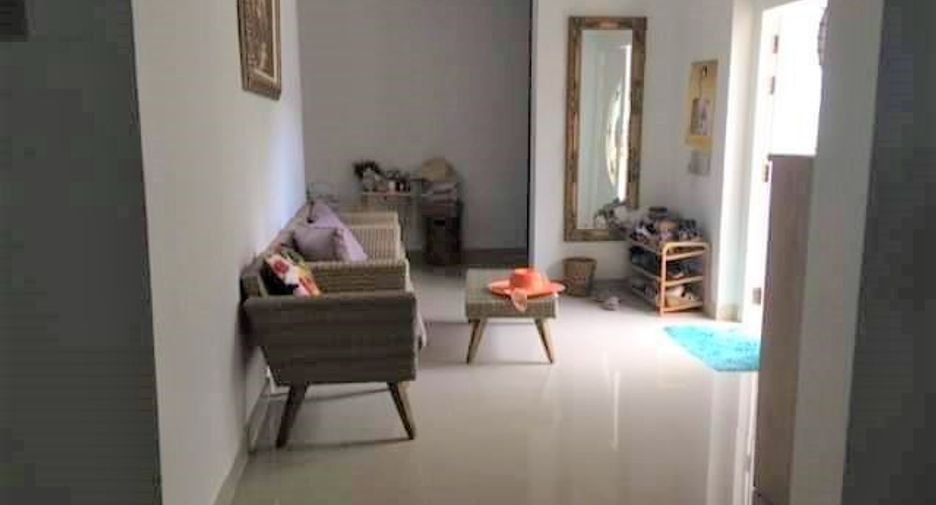 For sale 3 bedrooms house in East Pattaya, Pattaya