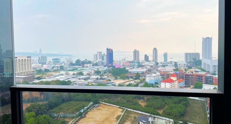 For sale 1 bed condo in Central Pattaya, Pattaya