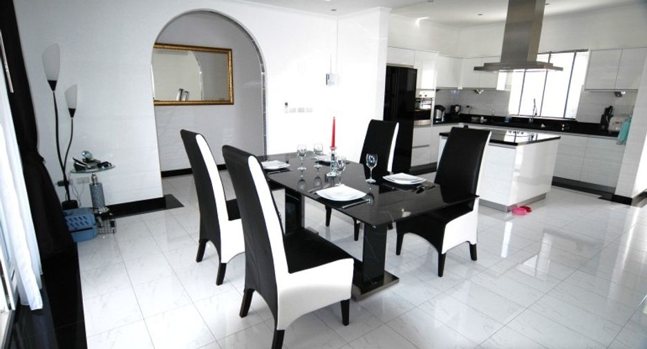 Casa en venta de 3 habitaciones en East Pattaya, Pattaya