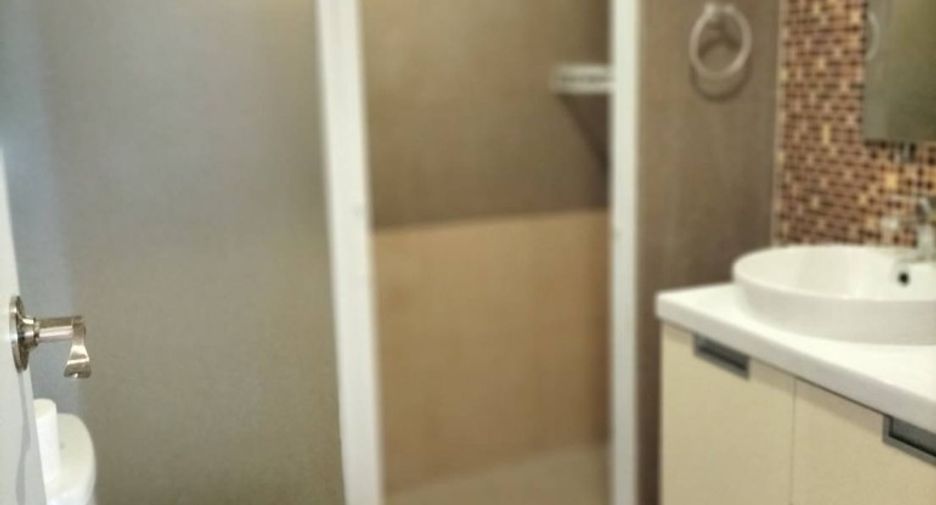 For sale 3 bedrooms condo in Sattahip, Chonburi