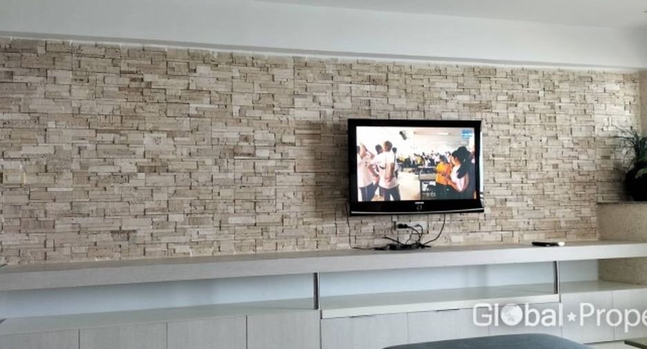 For sale 3 bedrooms condo in Sattahip, Chonburi