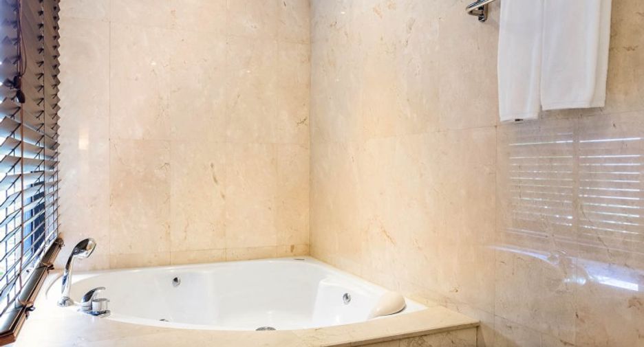 For sale hotel in North Pattaya, Pattaya