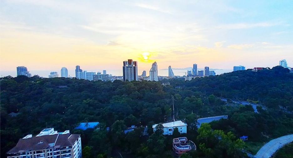 For sale 1 bed condo in Pratumnak, Pattaya