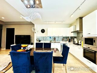 Casa en venta de 4 habitaciones en Bang Saray, Pattaya