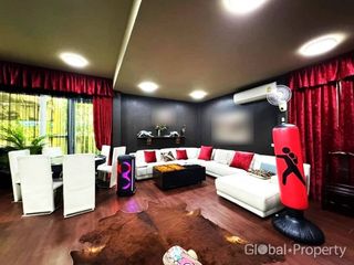 Casa en venta de 4 habitaciones en Bang Saray, Pattaya