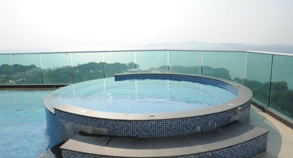 For sale 2 bedrooms condo in Pratumnak, Pattaya