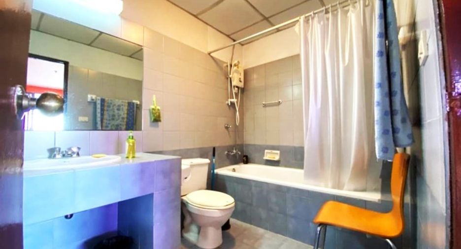 For sale 2 bedrooms condo in Jomtien, Pattaya