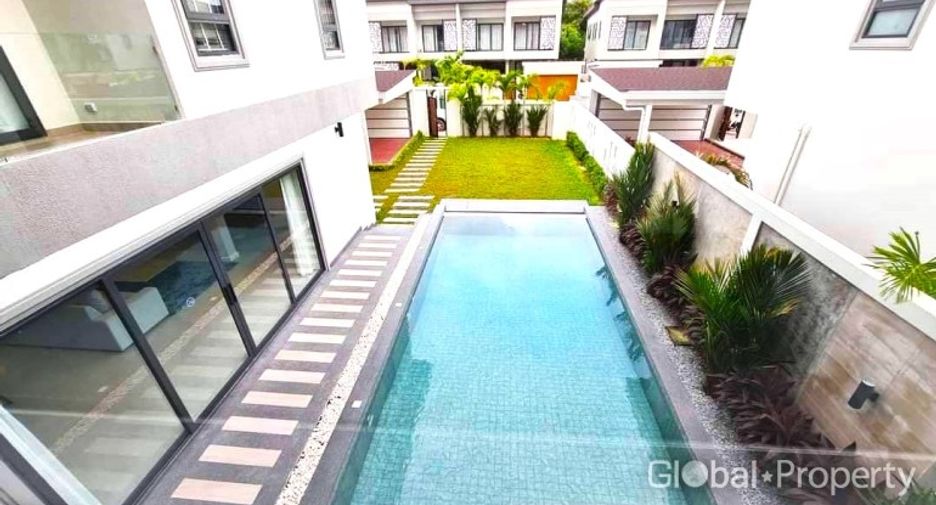 À vendre 4 chambres maison à Jomtien, Pattaya