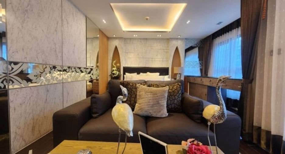For sale 2 bedrooms condo in East Pattaya, Pattaya