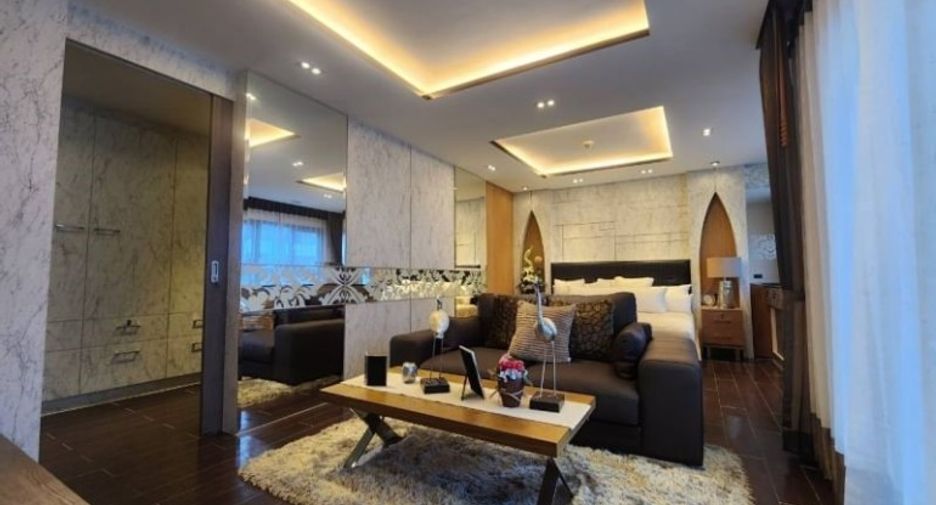For sale 2 bedrooms condo in East Pattaya, Pattaya