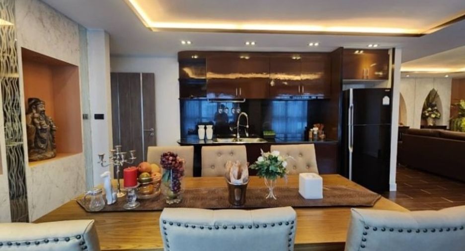 For sale 2 bedrooms condo in East Pattaya, Pattaya