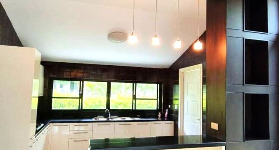 À vendre 3 chambres maison à East Pattaya, Pattaya