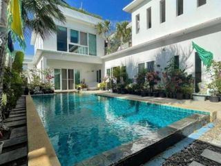 Haus zum Kauf mit 5 Zimmer in Bang Lamung, Chonburi