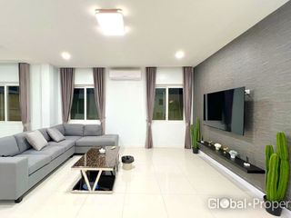 出售 6 卧室 独立屋 在 Bang Lamung, Chon Buri