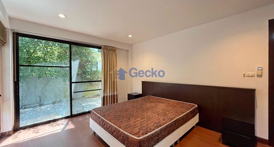 For rent and for sale 3 bedrooms house in East Pattaya, Pattaya