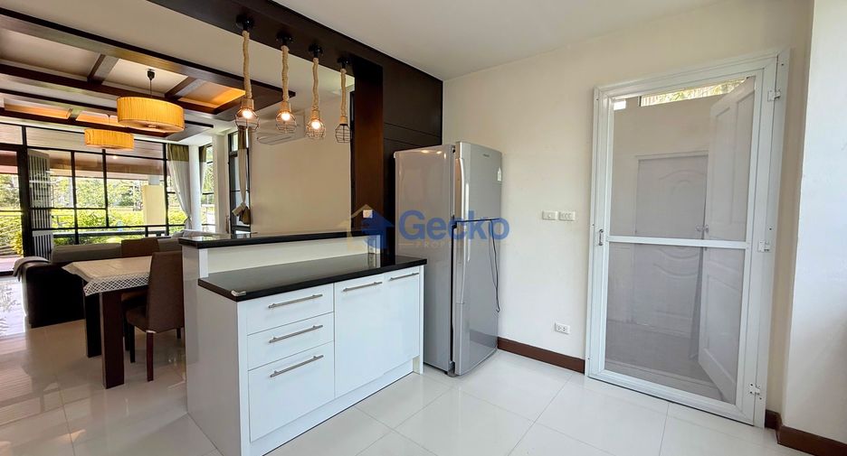 For rent and for sale 3 bedrooms house in East Pattaya, Pattaya