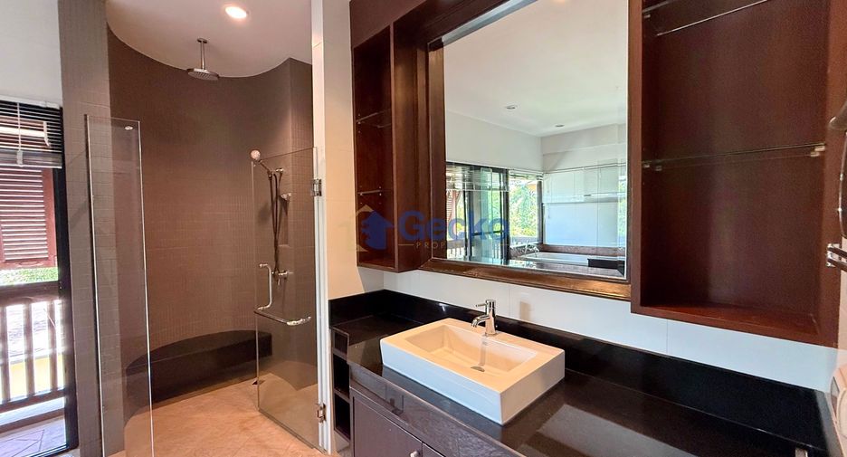 For rent and for sale 3 bedrooms house in East Pattaya, Pattaya