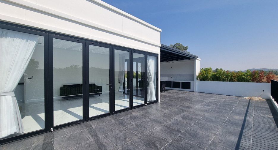 Casa en venta de 5 habitaciones en East Pattaya, Pattaya