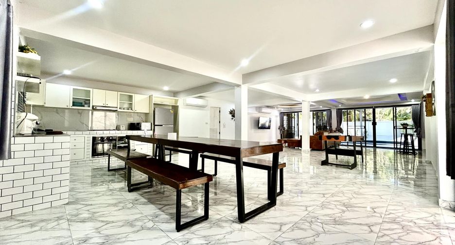 Haus zur Miete mit 4 Zimmer in Huay Yai, Pattaya