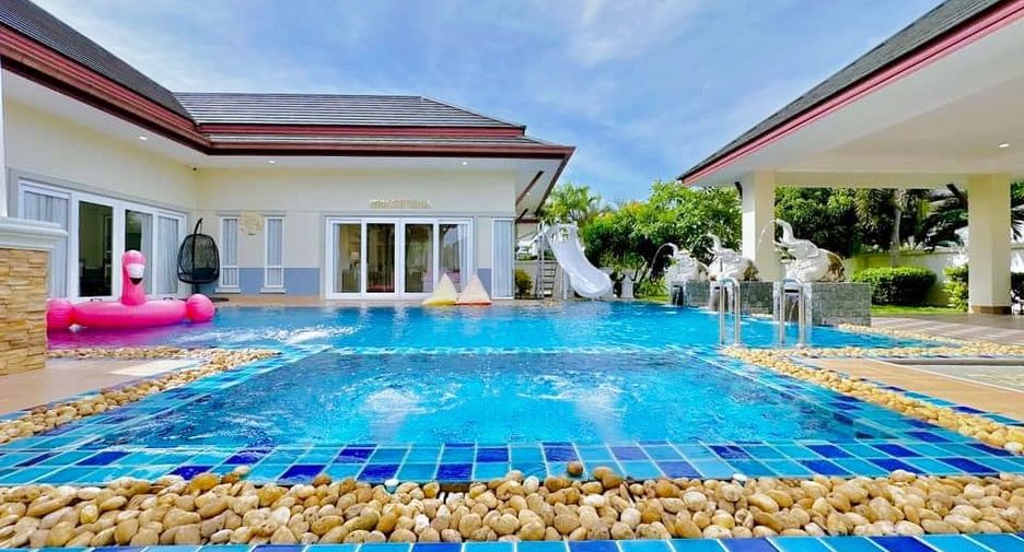 Casa en venta de 4 habitaciones en Huay Yai, Pattaya