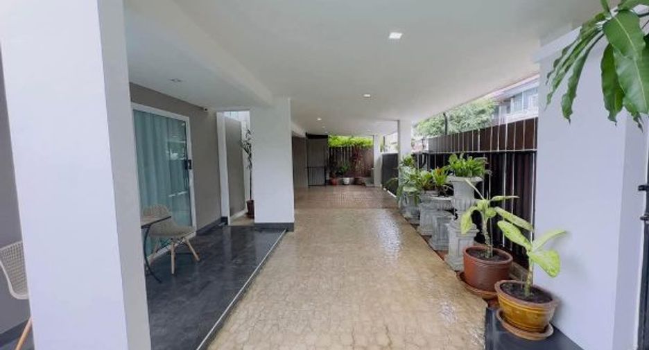 For sale 3 ベッドルーム house in East Pattaya, Pattaya