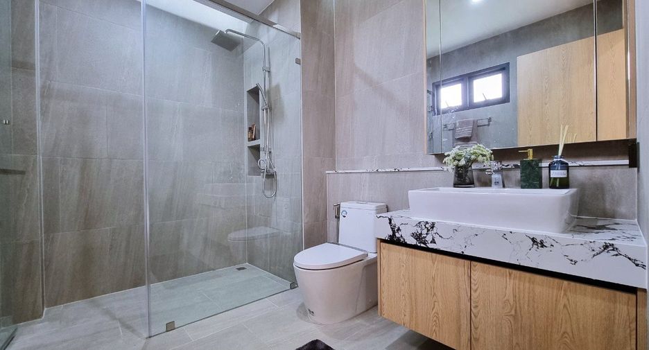 For sale 4 bedrooms house in South Pattaya, Pattaya