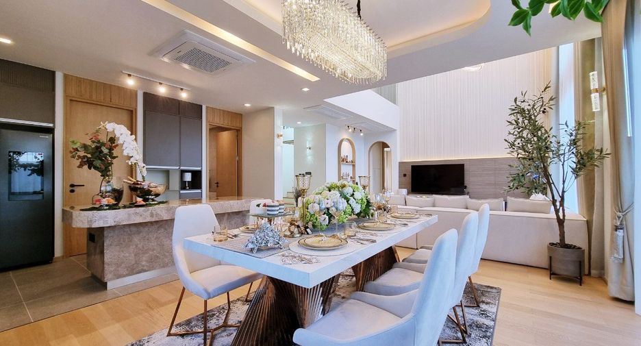 À vendre 5 chambres maison à East Pattaya, Pattaya