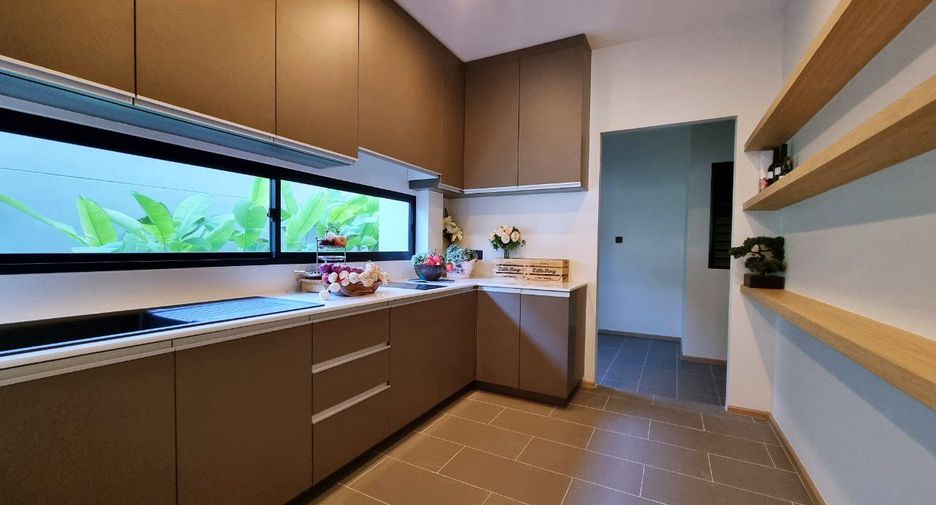 À vendre 5 chambres maison à East Pattaya, Pattaya