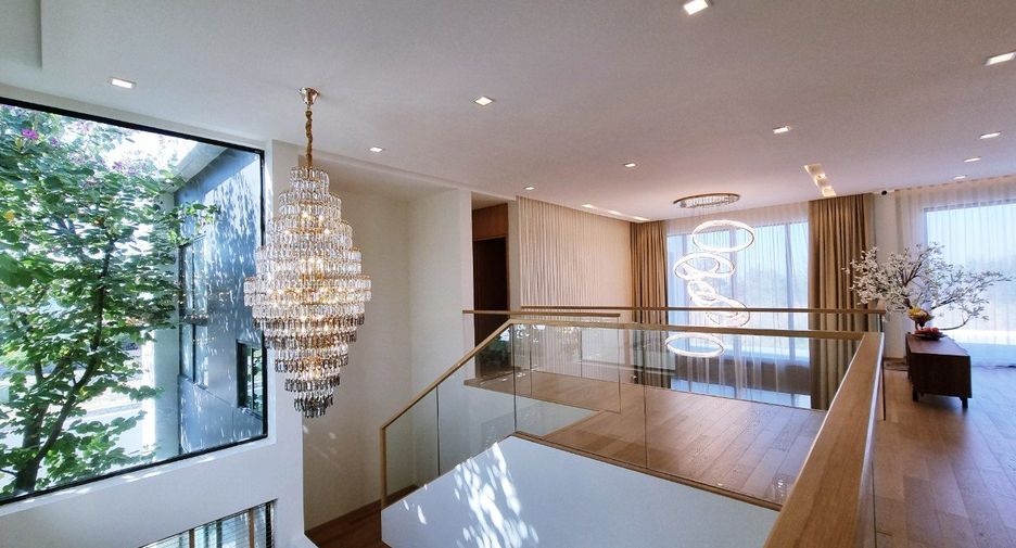 À vendre 5 chambres maison à East Pattaya, Pattaya