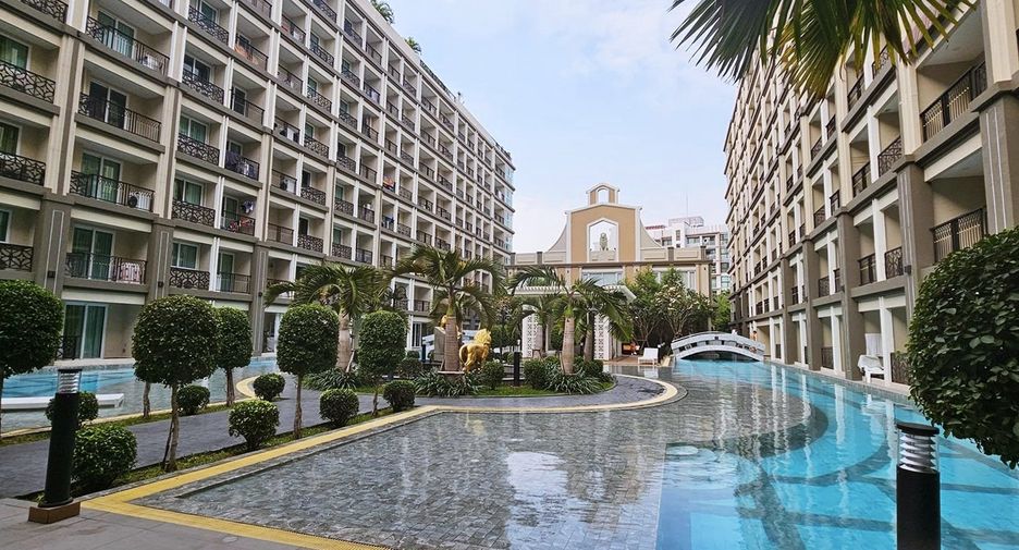 For sale 2 bedrooms condo in Jomtien, Pattaya