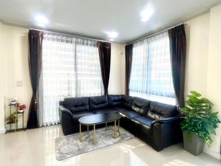 Haus zur Miete mit 4 Zimmer in Bang Lamung, Chonburi