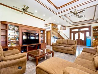 Продажа 6 спальни дом в Банг Ламунг, Чонбури