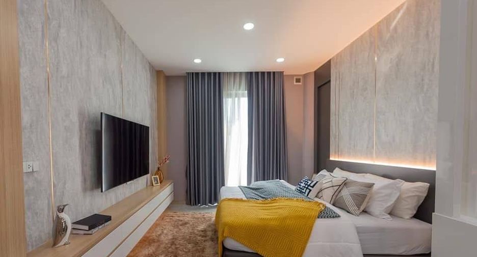 For sale 6 bedrooms house in East Pattaya, Pattaya