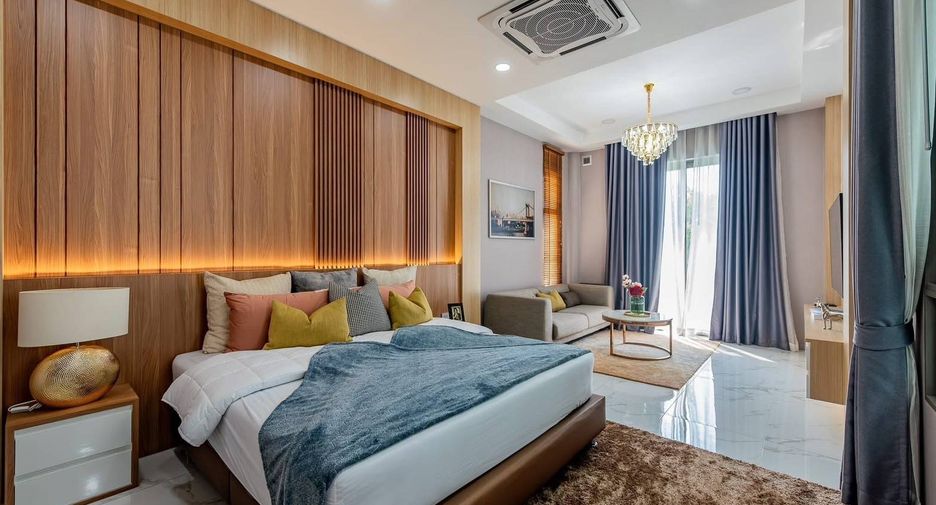 For sale 6 bedrooms house in East Pattaya, Pattaya