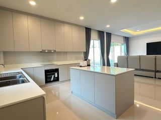 For sale 3 ベッドルーム house in Bang Lamung, Chonburi
