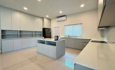 出售 3 卧室 独立屋 在 Huai Yai, 芭提雅