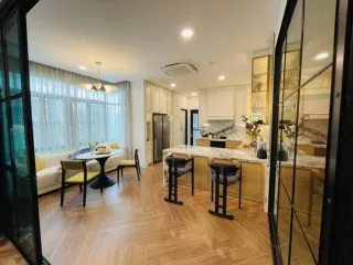 出售 和 出租 5 卧室 独立屋 在 Saphan Sung, 曼谷
