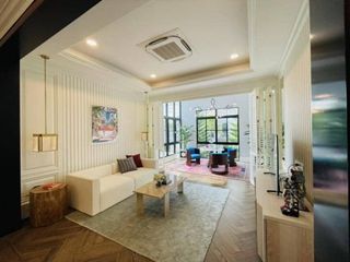 出售 和 出租 5 卧室 独立屋 在 Saphan Sung, 曼谷